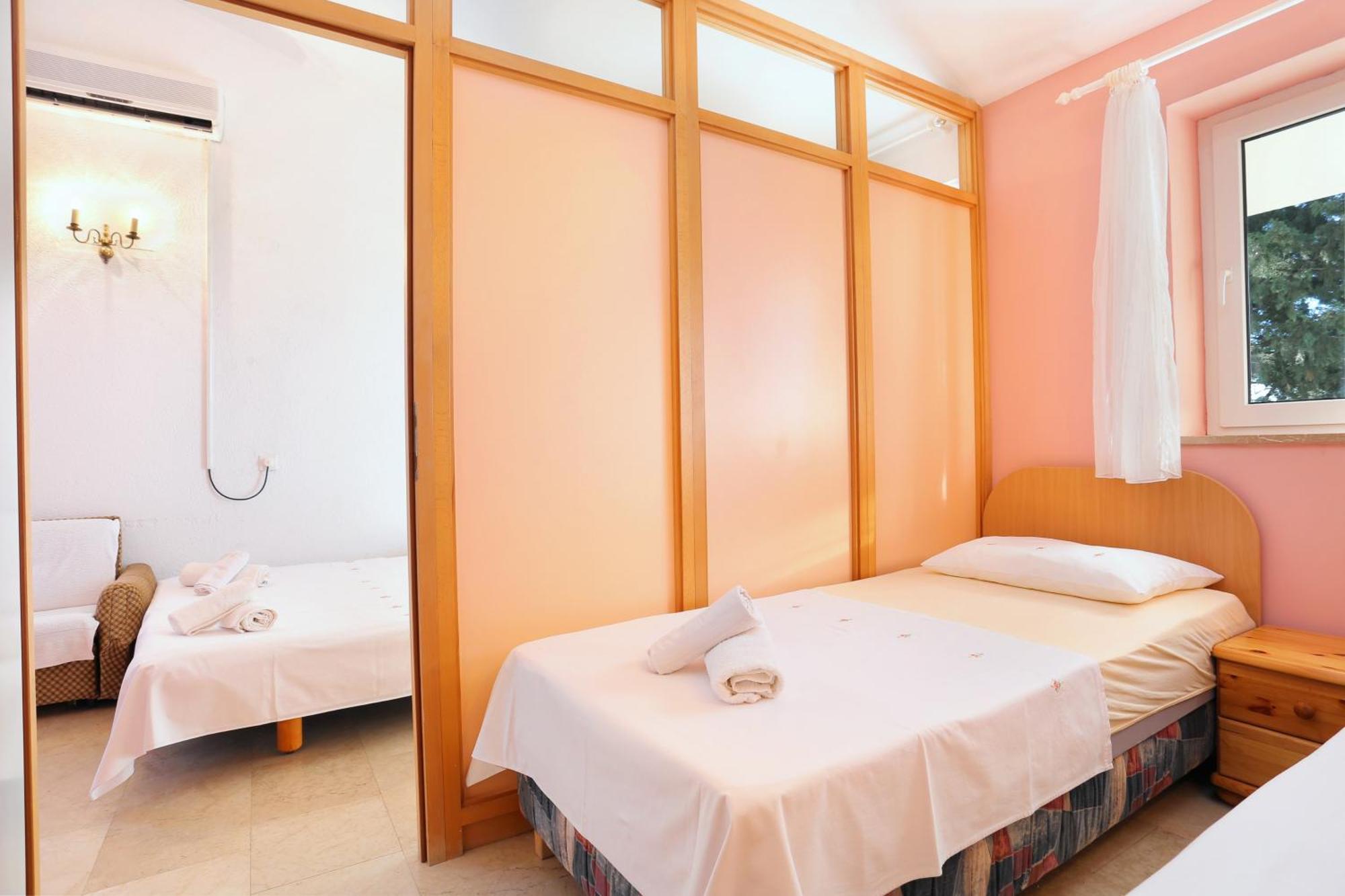 Apartments With A Parking Space Marusici, Omis - 18497 Mimice Chambre photo